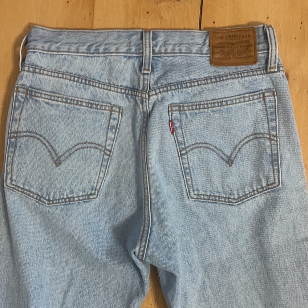 🔺Levi’s🔺 Wedgie - Picture 7 of 8